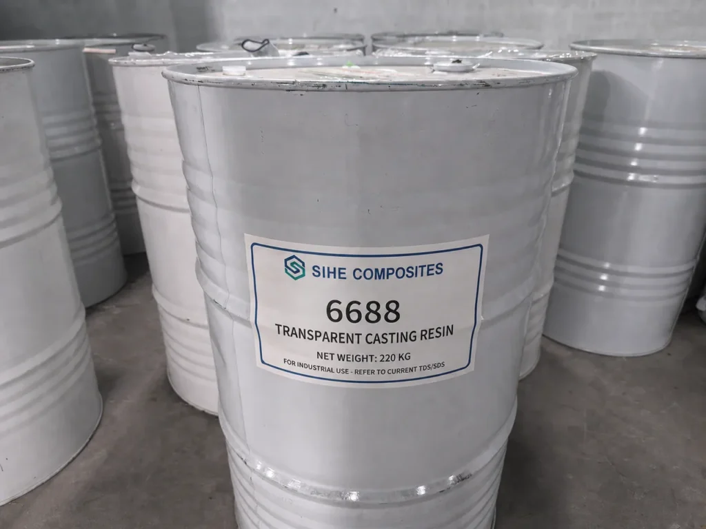 SIHE 6688 transparent casting resin in a 220 kg steel drum